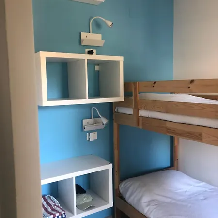 Vakantiehuis Recently Renovated Beachfront Retreat In Giulianova