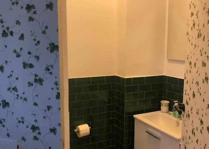 Recently Renovated Beachfront Retreat In * ジュリアノーヴァ